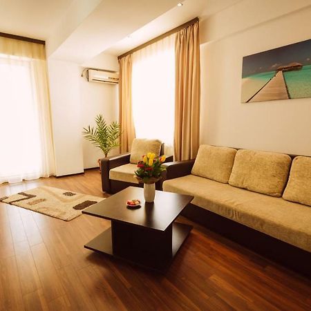 Seascape - Summerland Apartment Мамая Екстер'єр фото