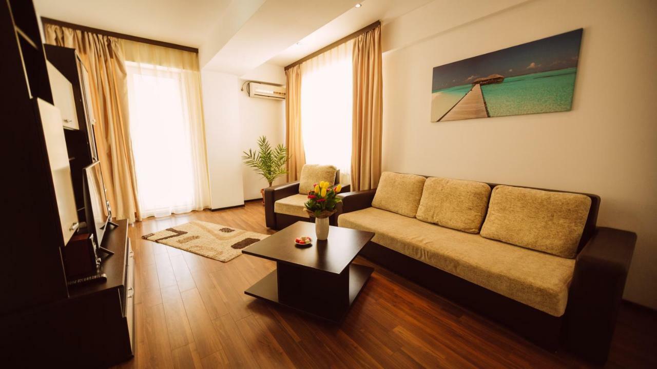Seascape - Summerland Apartment Мамая Екстер'єр фото